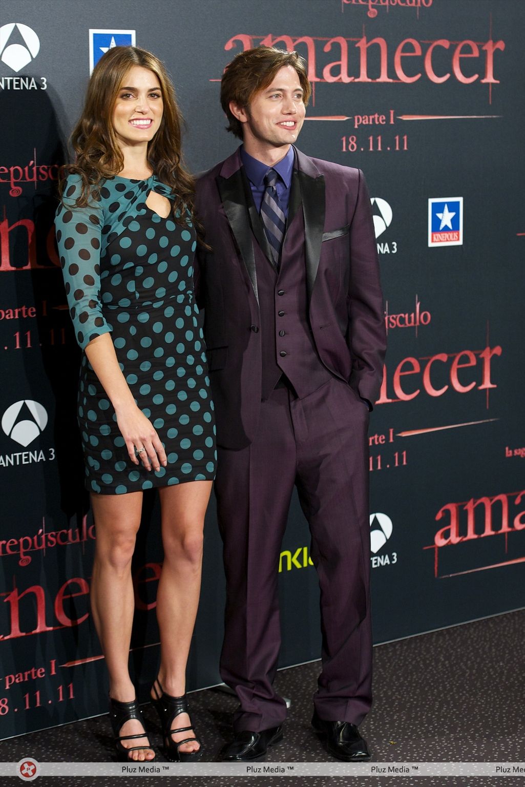 Nikki and Jackson to promote 'The Twilight Saga Breaking Dawn - Part 1' | Picture 112754